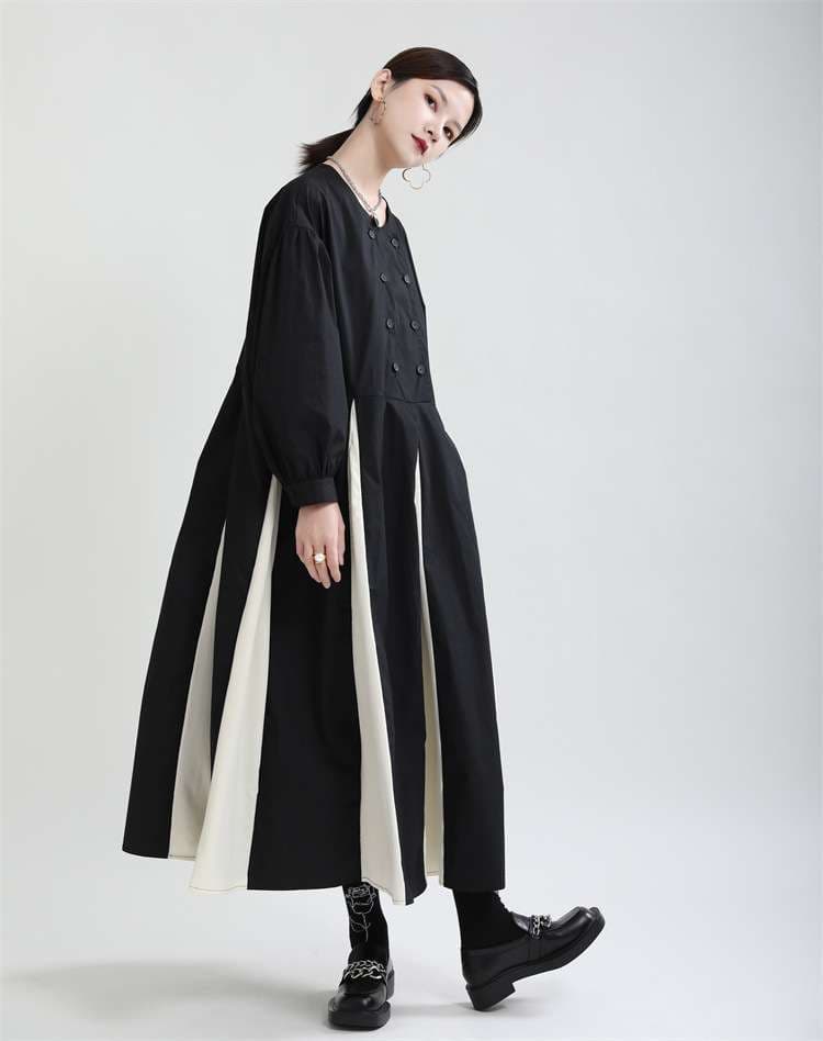 モード系ファッション 【一枚で完成するモード感】配色プリーツ切替ロングワンピース〈ブラック〉