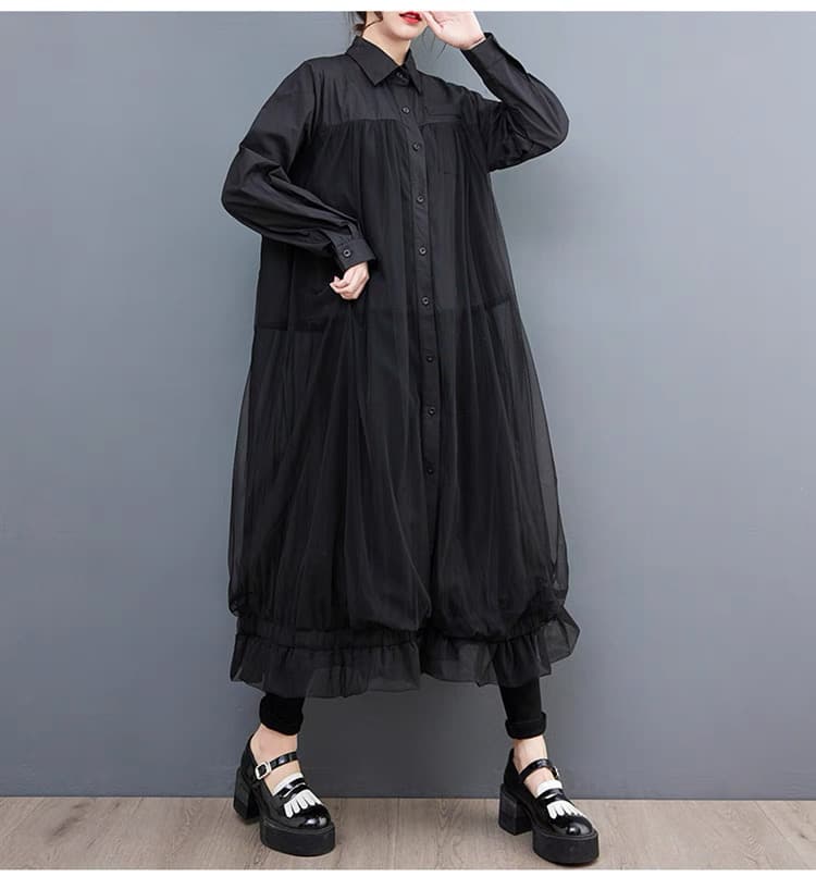 モード系ファッション 異素材レイヤード風オーバーサイズ黒ワンピース(チュール切替/2色展開)