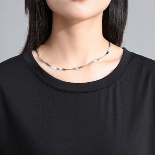モード系 ワークポケットデザインで魅せるモードTシャツ|スポーティ&シティライクなセットアップ風トップス