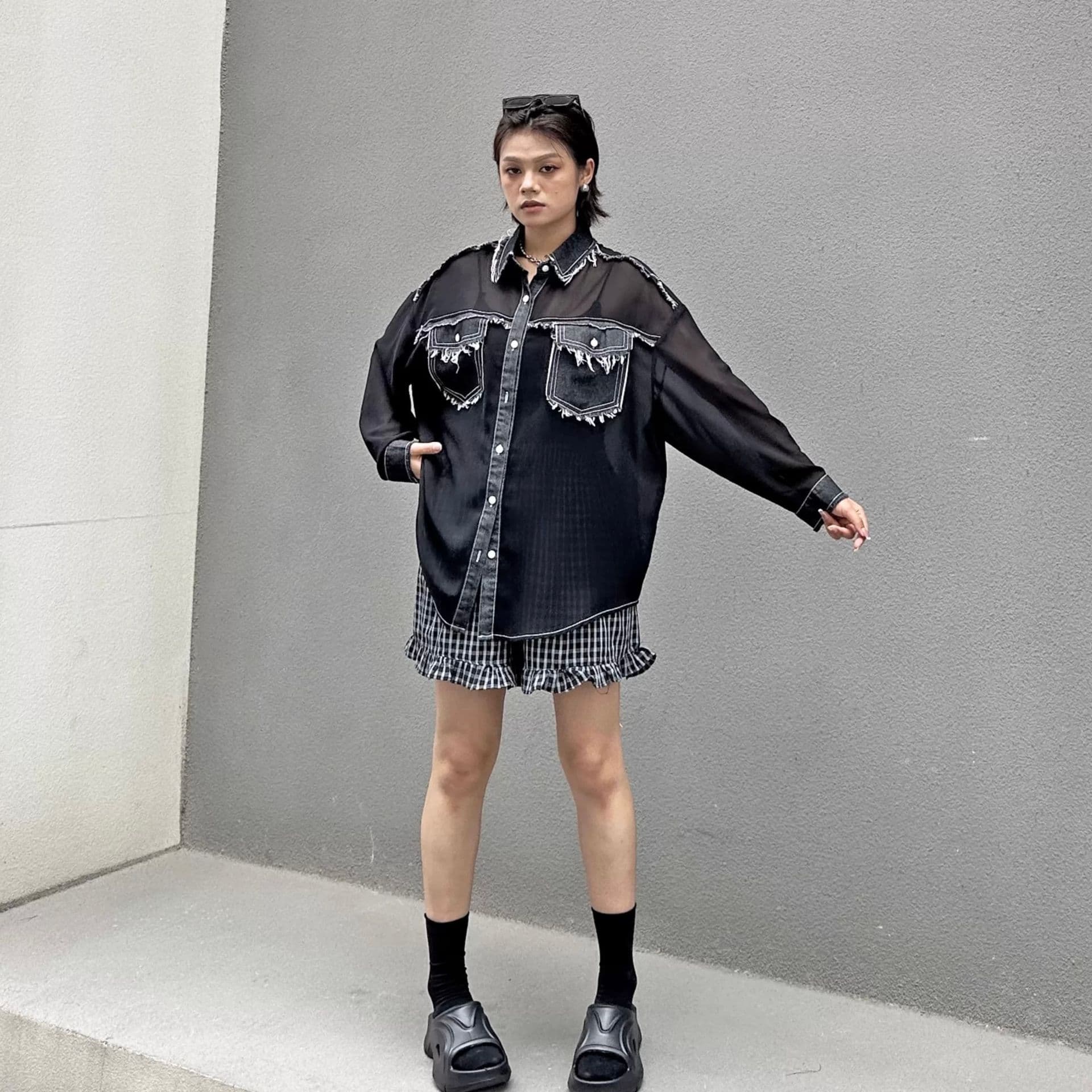モード系ファッションデニム切替×透け感シアーシャツ(フリンジポケット付き)