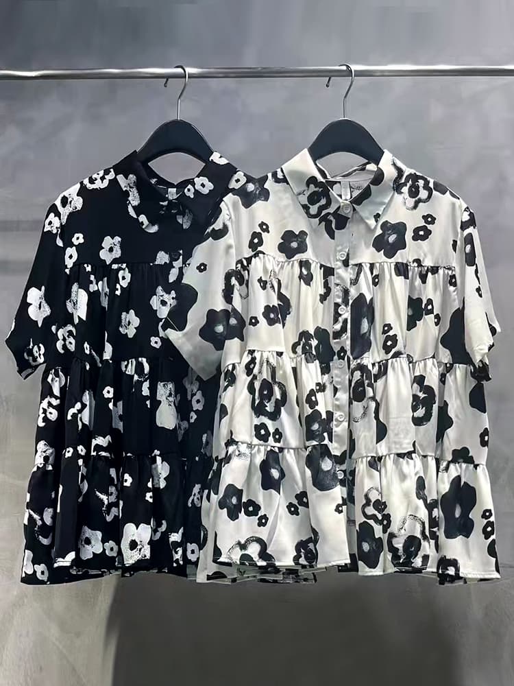 モード系 【体型カバーも叶う】ティアードフリル花柄シャツ|ゆったりシルエット×モードデザイン(ブラック)