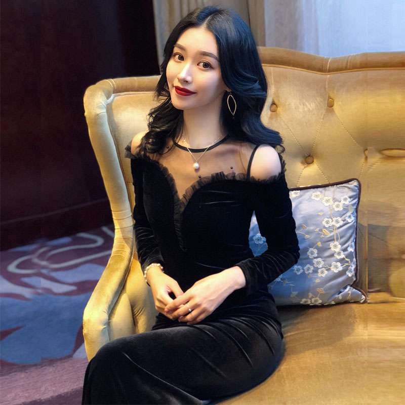 モード系ファッション 優雅なオフショルダーベロアロングドレス