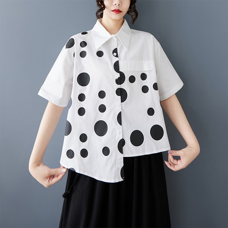 モード系 【幾何ドットで魅せる】モノトーン切り替えシャツトップス(2色展開)