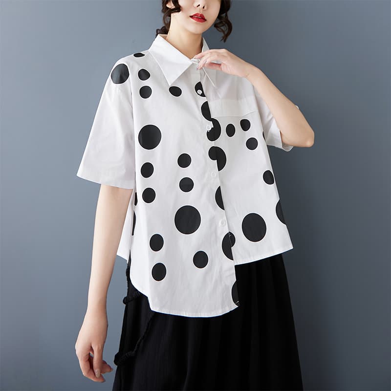 モード系 【幾何ドットで魅せる】モノトーン切り替えシャツトップス(2色展開)